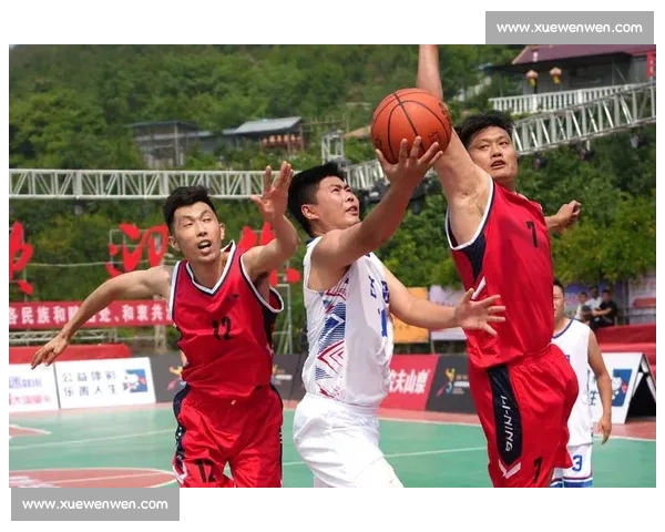 从控球到决策全面解析篮球后卫核心实战技巧提升比赛掌控力与节奏感 从控球到决策全面解析篮球后卫核心实战技巧提升比赛掌控力与节奏感